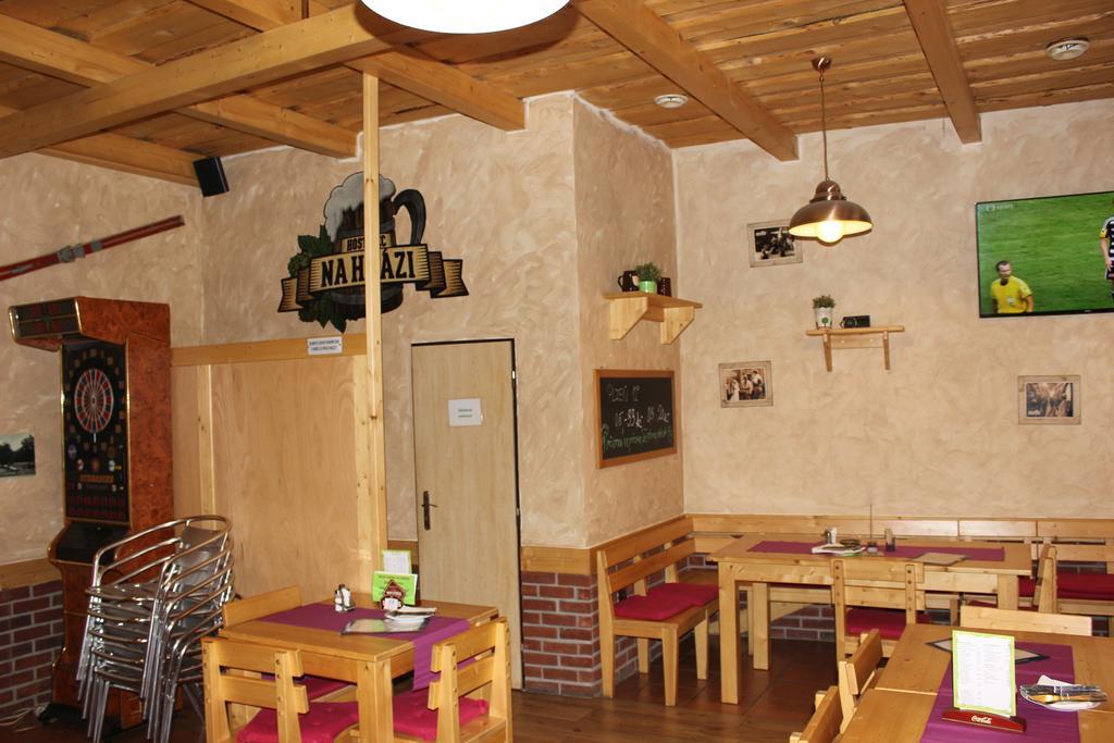 Penzion Na Hrazi Poděbrady Exteriör bild
