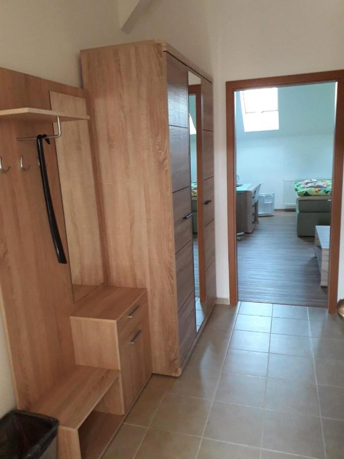 Penzion Na Hrazi Poděbrady Exteriör bild