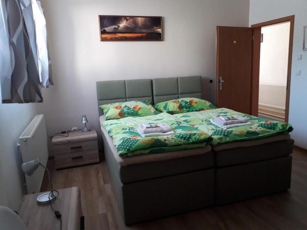 Penzion Na Hrazi Poděbrady Exteriör bild